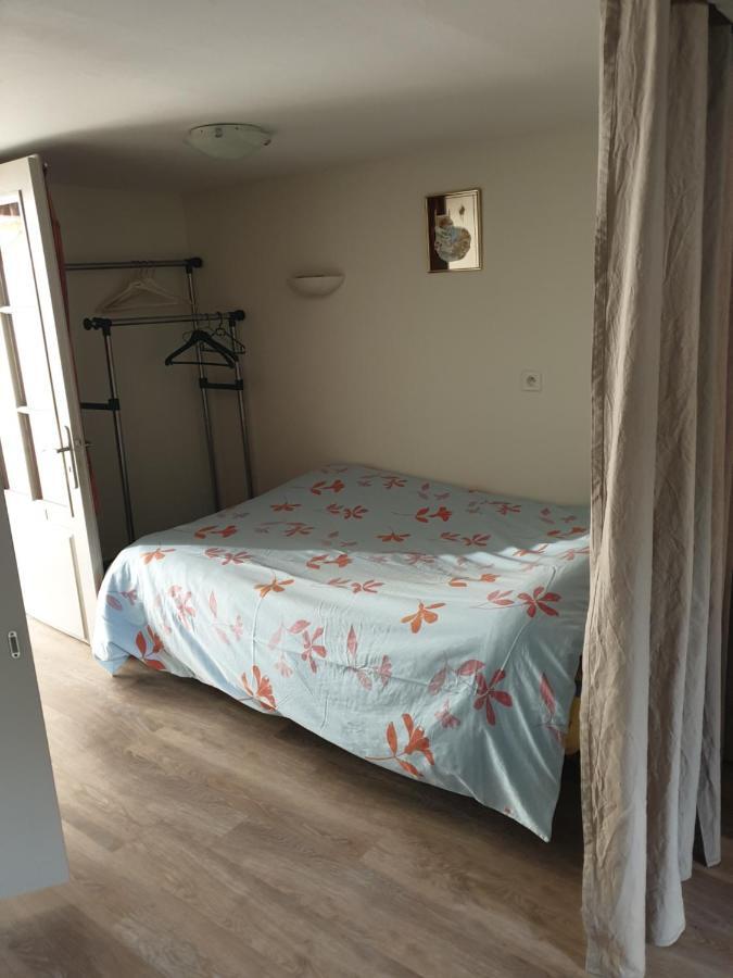 T1 Dans Maison Au Calme Réalmont Buitenkant foto