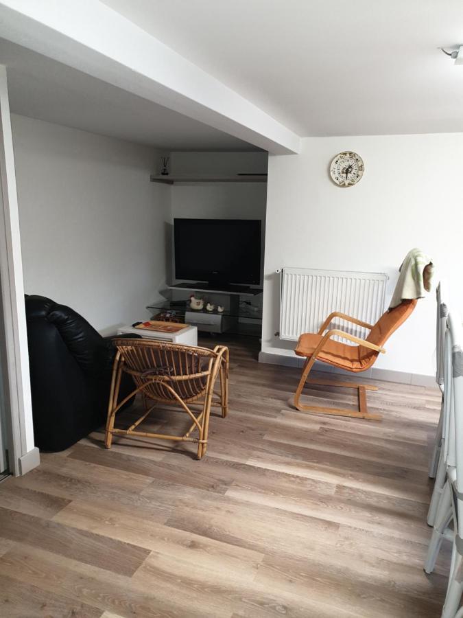 T1 Dans Maison Au Calme Réalmont Buitenkant foto